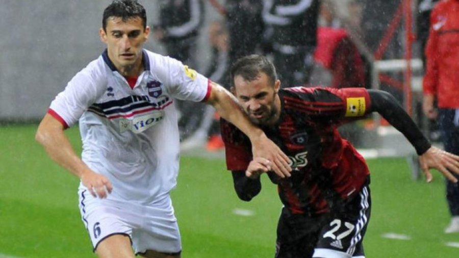 Fudbaler Borca odlazi u Grčku