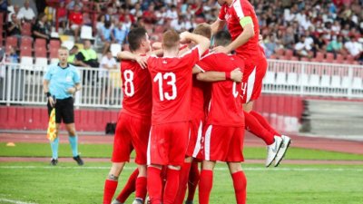 Orlići srušili Makedonce