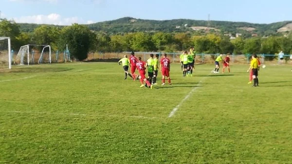 Fudbaleri pirotskog Jedinstva iznenadili domaćina u Dimitrovgradu i iskupili se za prošlonedeljni poraz!, Zona "Jug"