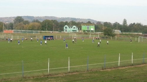 Neporaženi klubovi u Trsteniku igrali nerešeno, Srpska liga Istok