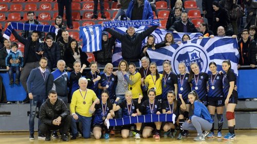 Pirot poplaveo: Romantičarke porazile Pirot!, Super B