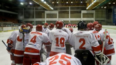 Sjajna Zvezda slavila u Kranju, IHL liga