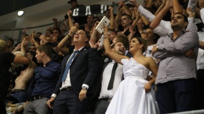 Sa svadbe na košarku