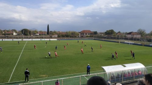 Lider zaustavljen, Zeta nastavila niz, Telekom 1.CFL