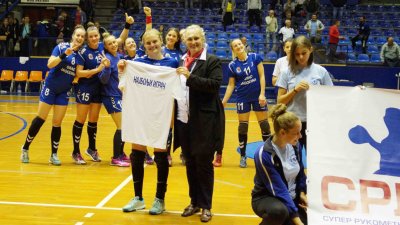 Ekipa Novosadske Minakve poslastica za šampionke!, Superliga