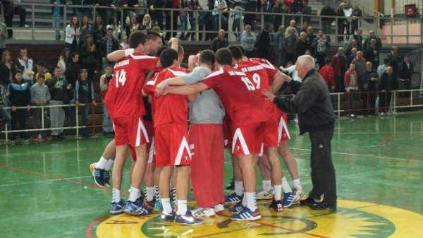 "Veverice" nadmudrile Lavove!, Super B liga Sever-Centar