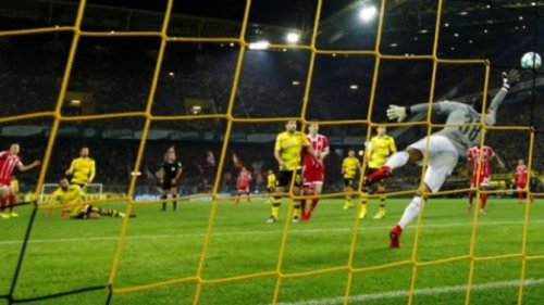 Dortmund obojen u Bajernove boje