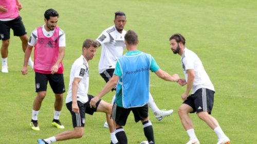 Ozil i Gundogan deo tima