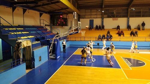 Teškom mukom "malene" do pobede, Prva ženska liga Srbije