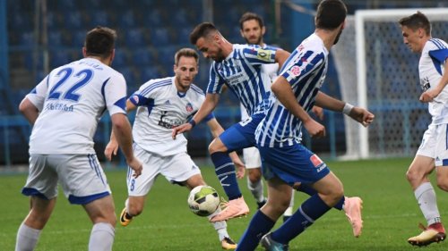 Dosije Budućnost: Tmurna jesen na stadionu pod Goricom, Telekom 1.CFL