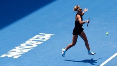 Azarenka ispala u pšrvom kolu