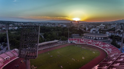 Radnički vodi i omladince u Tursku, Superliga Srbije