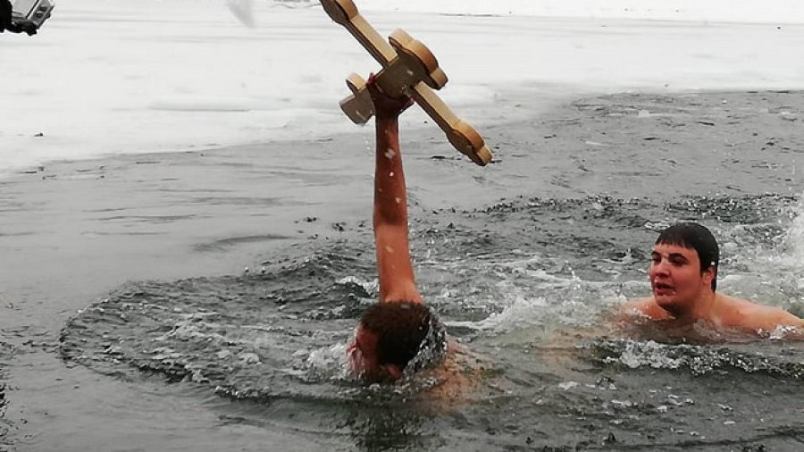 Bogojavljenski časni krst Mihajlu Stankoviću