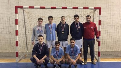 Radnikovi pioniri najbolji na zimskom turniru u Vladičinom Hanu, Superliga Srbije
