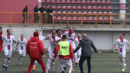 U napetoj završnici bodovi ostali na Krovu!, Superliga Srbije