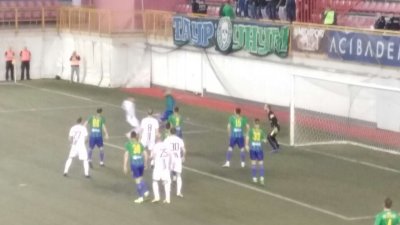 Voždovac siguran na krovu, Superliga Srbije