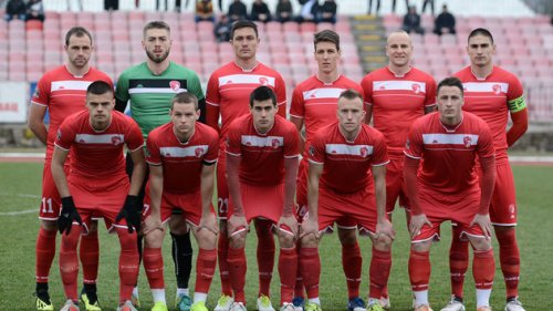 Uzdignutih glava u susret plej-ofu, Prva liga Srbije