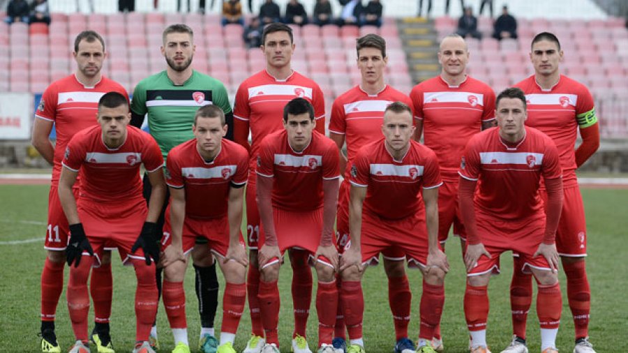 Uzdignutih glava u susret plej-ofu, Prva liga Srbije