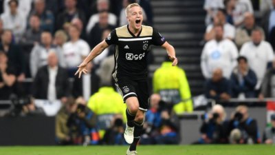 Ajaks na korak od finala