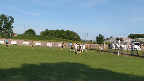 Kiker zaustavio "valjak", Kadetska liga Srbije