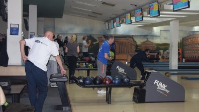 Prva liga u bovlingu: Bovlingstons u finalu