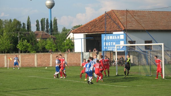 Crnjani odoleli šampionu, Vojvođanska liga "Istok"