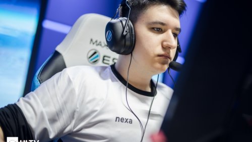 CR4ZY na korak do plasmana na Minor