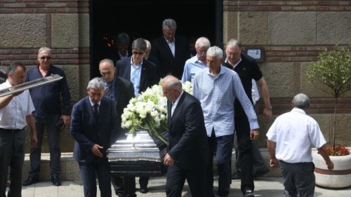 Sahranjen Žarko Varajić