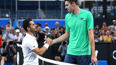 Opelka iznenadio Vavrinku