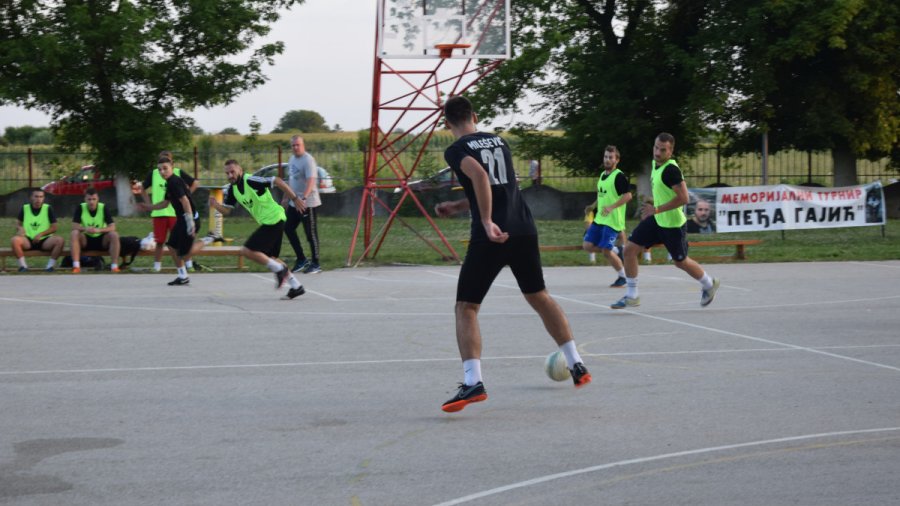 Memorijalni turnir "Peđa Gajić" u Šimanovcima