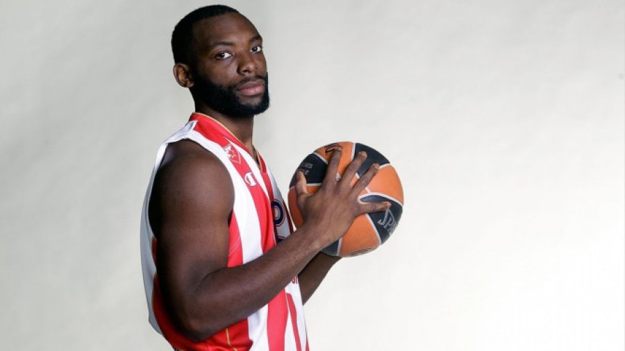 Može li Dženkins ponovo srušiti Fener ? (VIDEO)