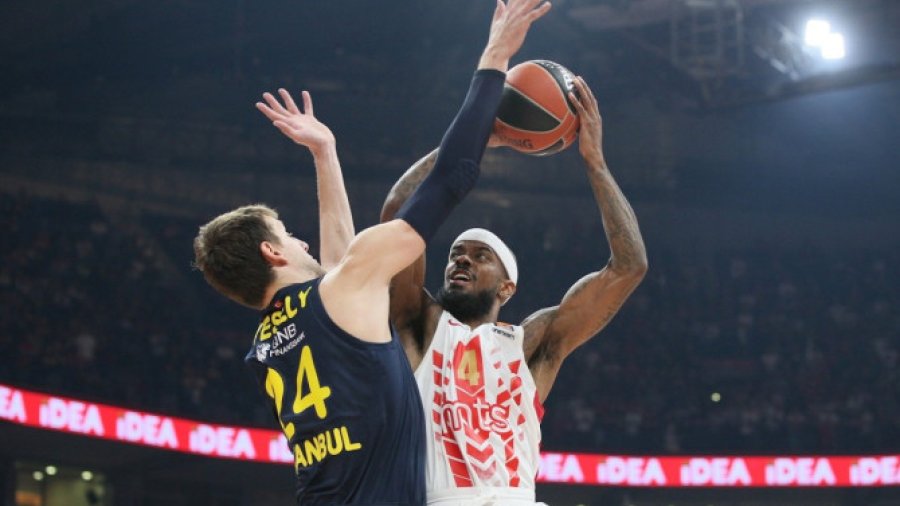 EL: Zvezdina čelična odbrana srušila Fenerbahče