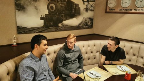 Marin i Pankov izveli simpatizera Crvene zvezde na večeru u okviru akcije za pomoć maloj Heleni!, Linglong  Superliga Srbije