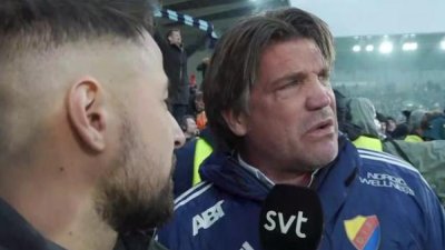 Sportski direktor slavio titulu, pa se onesvestio od sreće (VIDEO)