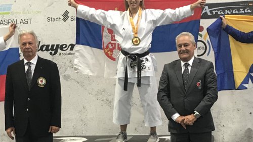 Mina Perić nova šampionka svet u tradicionalnom karateu