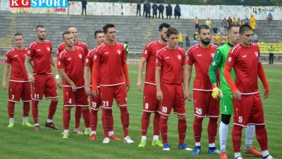 "Crveni" u Koštaninom gradu, Prva liga Srbije