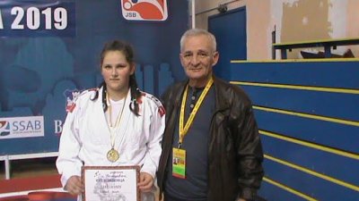 Teodora se pozlatila i u Beogradu