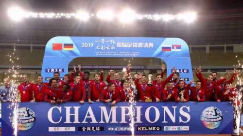 Mladi ''grafosi'' ''osvojili'' Kinu!, Prva liga Srbije