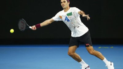 AO: Federer rutinski, Mađar priredio iznenađenje