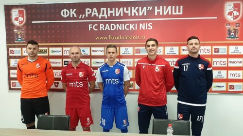 Radnički predstavio nove dresove kompanije "Makron", Linglong  Superliga Srbije