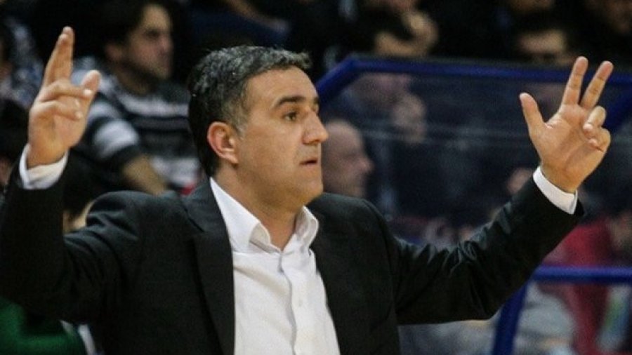 Dragan Bajić donirao novac Domu zdravlja Laktaši