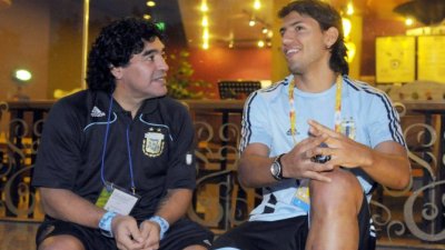 Aguero izostavio Maradonu