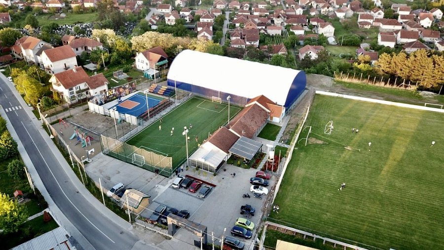 Od utrine i blatuše moderan sportski centar, Raška okružna liga