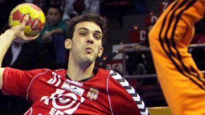 Đerona vraća Nenadića