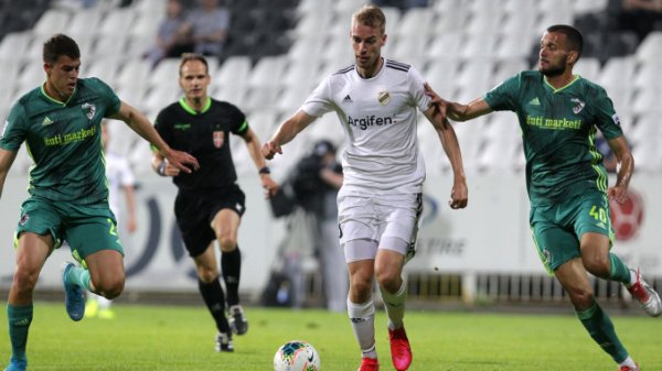 Čukarički sa petoricom debitanata poražen od Inđije na Banovom brdu, Linglong  Superliga Srbije