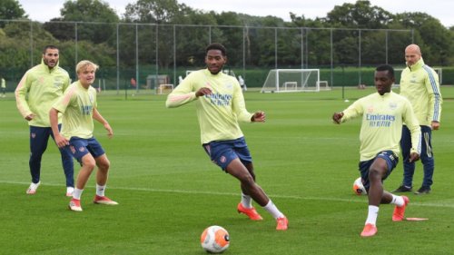 Korona u Arsenalu, Engleska: Premier League