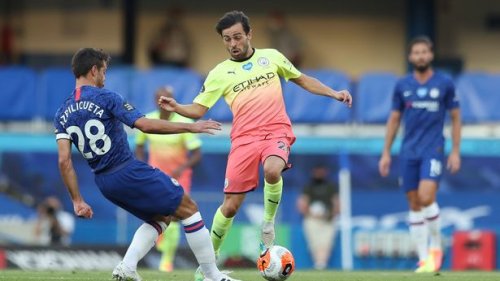 Čelzi slavio protiv Mančester Sitija i Liverpulu uručio titulu