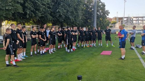 Čukarički počeo sa pripremama, na prvoj prozivci Veselinoviću se javilo 28 igrača, Linglong  Superliga Srbije