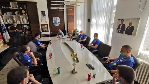 Predsednik primio trsteničke kuglaše