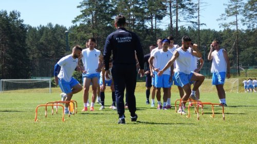 Fudbaleri Spartak ŽK odigrali dva meča sa različitim sastavima, Linglong Superliga Srbije